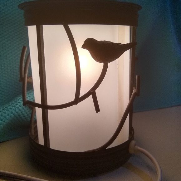 Scented Illuminated Wax Cake Diffuser, Electric - Picture 2 of 8